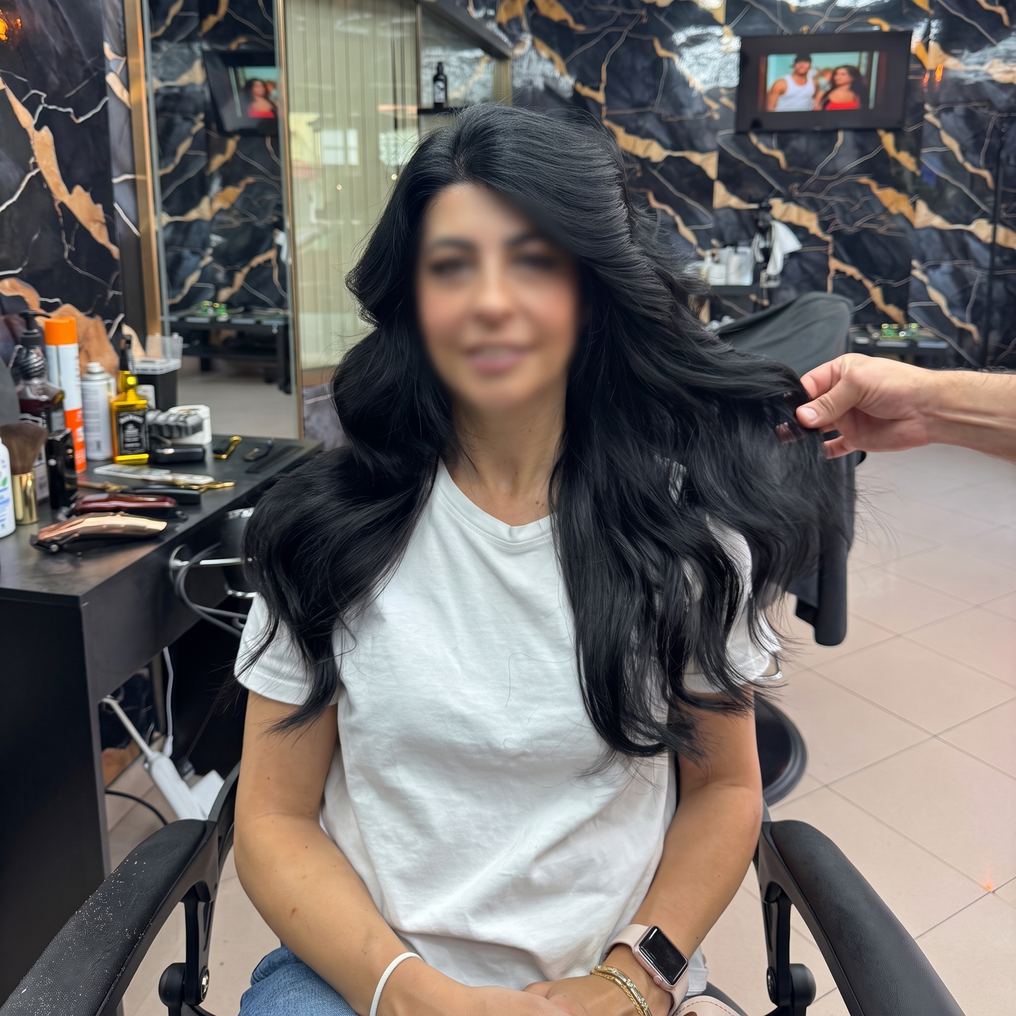 Peluquería femenina, mechas y estilo en J&O Peluqueros Latina